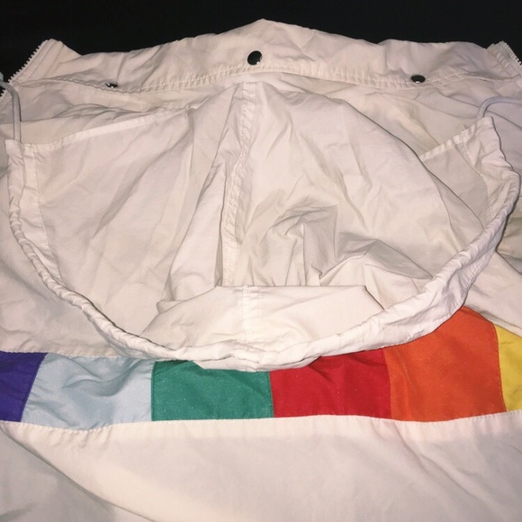 RAINBOW OP WINDBREAKER 🌈 - Picture 3 of 4